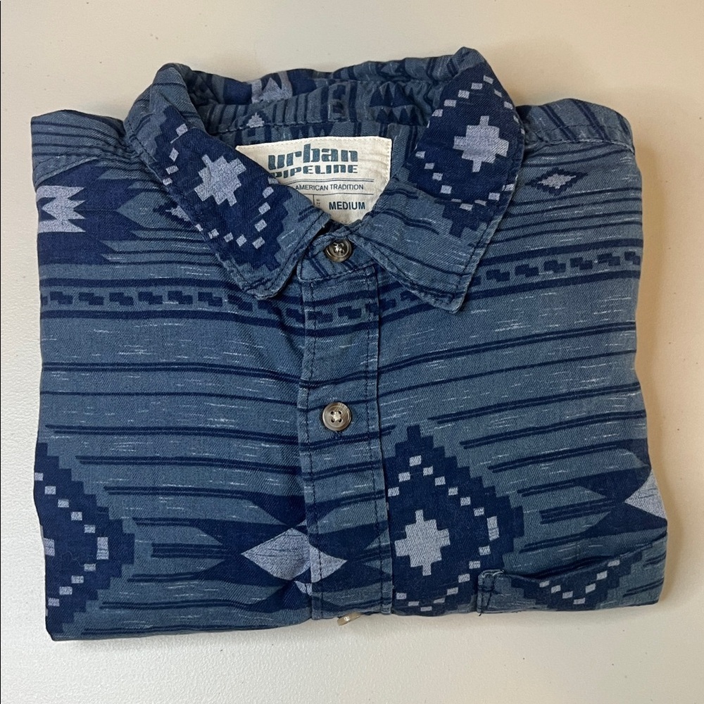 Urban Pipeline Southwestern Print Casual Button Down Shirt Blue Size Medium